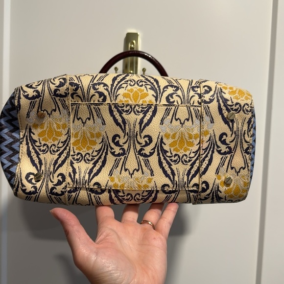 Tory Burch Bowling Bag Floral Contrast Print - Picture 4 of 15